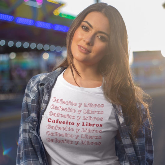 Cafecito y Libros Tee